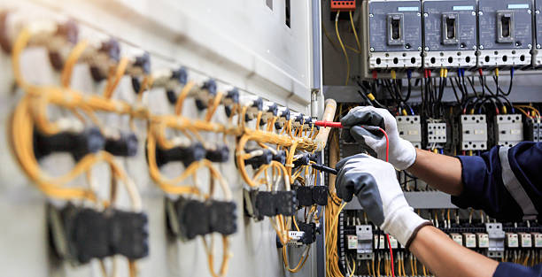 Professional Electrician technician working in Citrus Park, FL